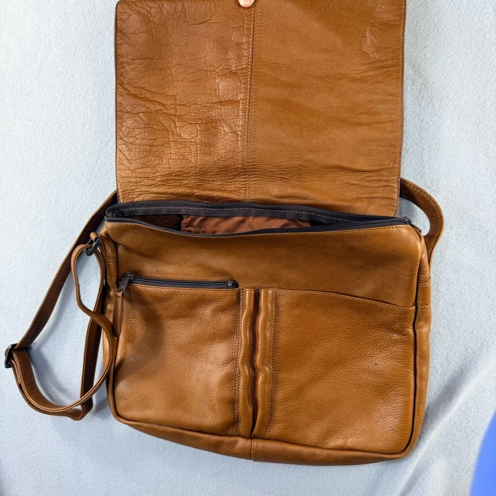 Vintage Gonari Colombia Tan Leather Messenger Bag Crossbody Satchel 15x11